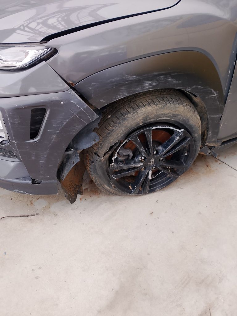 На части Хюндай кона