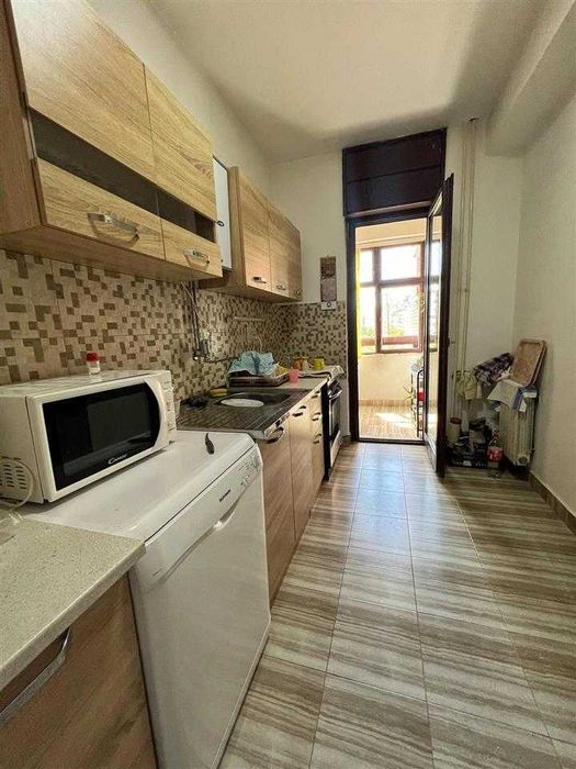 Дава се под наем Тристаен апартамент в София, Зона Б-5 - 110 кв.м за 612 € - Снимка #1