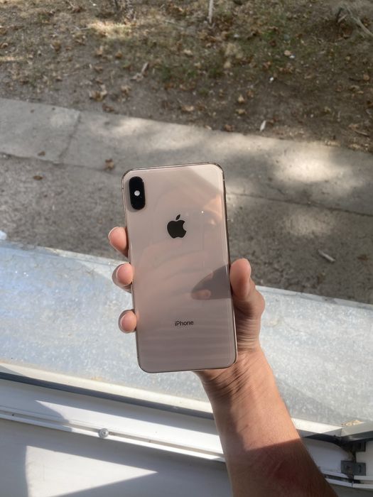 Iphone xs max holadi ideal hic qati qitirmagan