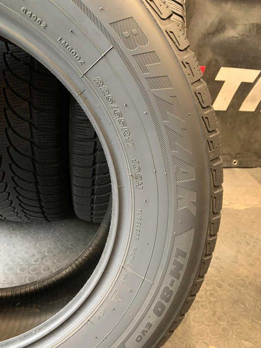 225 65 17 зимни гуми за джип BRIDGESTONE BLIZZAK LM 80 evo