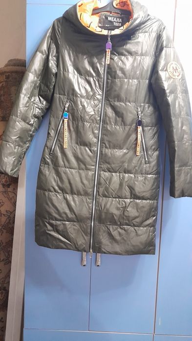 Продам плащ осенний.