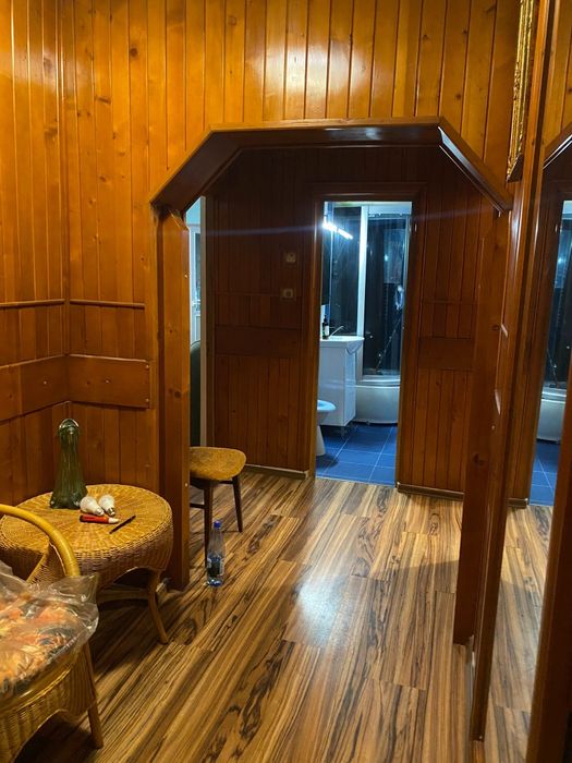 Închiriez apartament 2 camere - Piata Nord