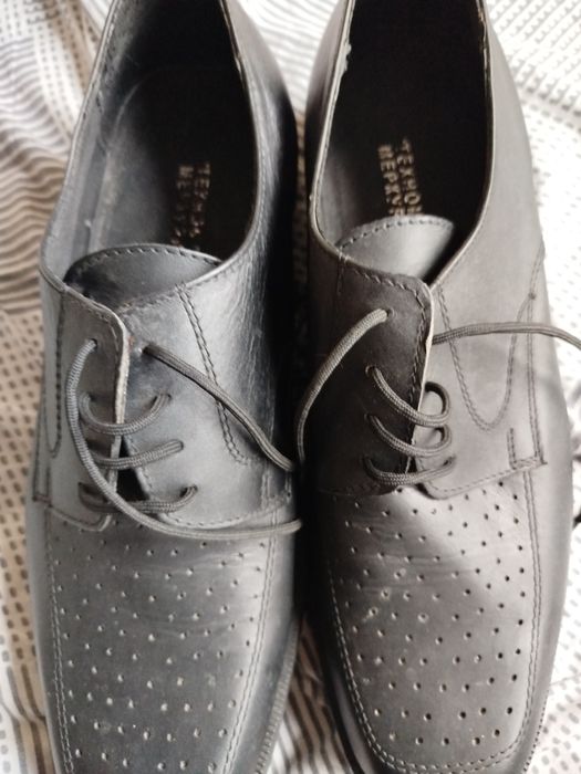 Продавам мъжки обувки