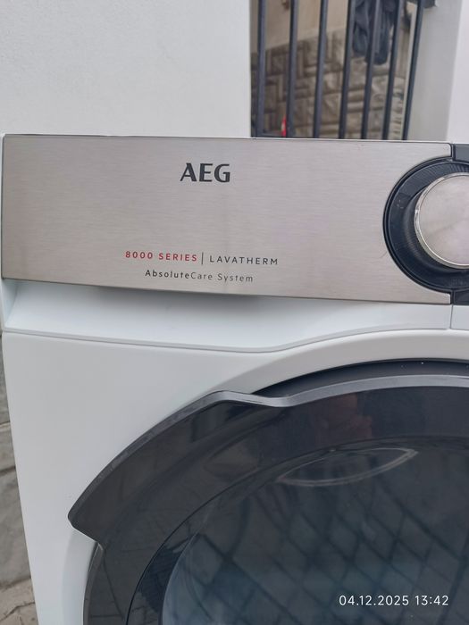 Сушилня AEG 9 кг термопомпа