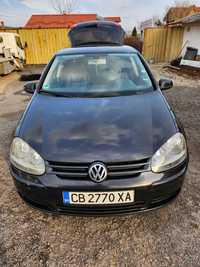 Продавам VW Golf V