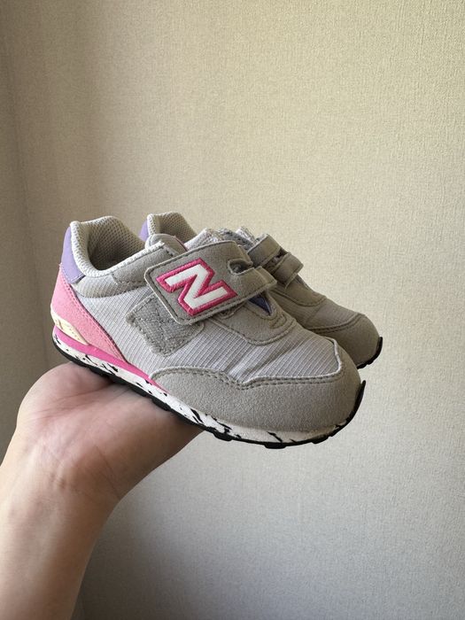 New Balance кроссовки