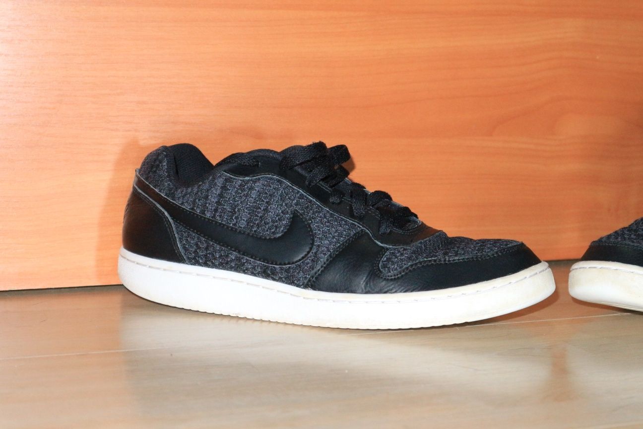NIKE Ebernon Low Prem
