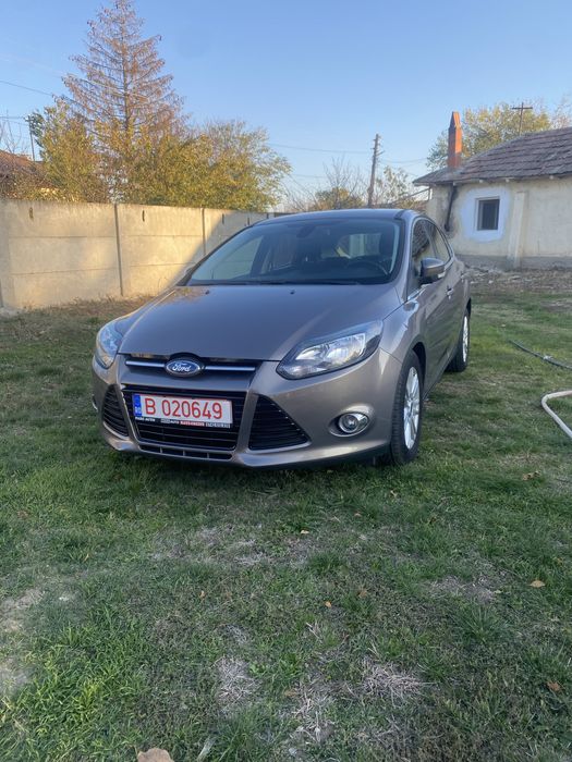 Vand Ford Focus ecoboost motor 1.0 benzina in stare,intretinuta…………..