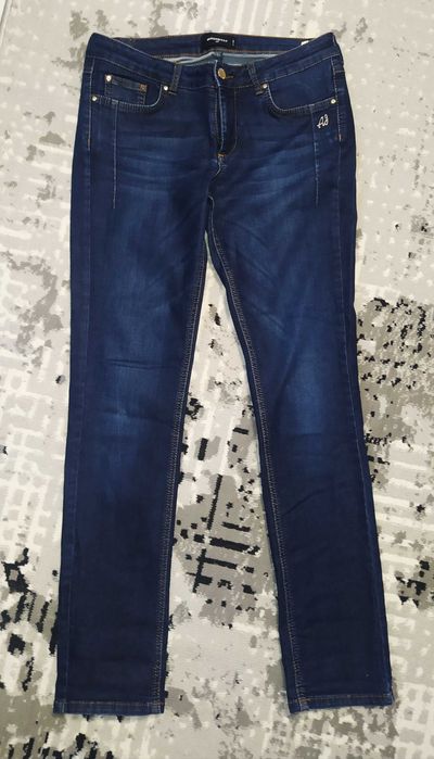 Женские джинсы размер 28-29