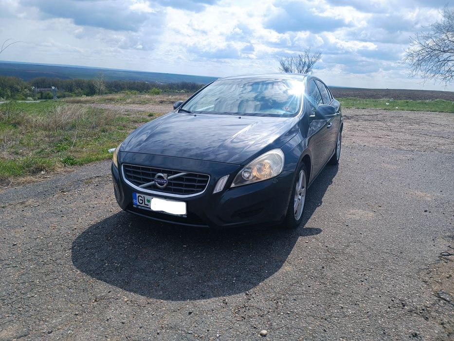 Volvo S60 2011 2.0 D3 5 cilindri