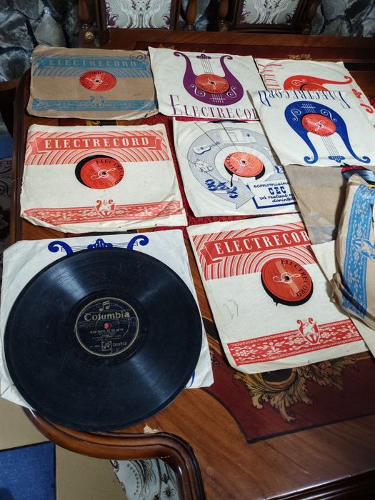 Plăcii patefon  30 de lei bucata