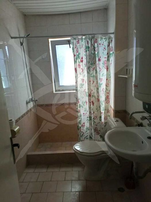 Дава се под наем Тристаен апартамент в Варна, Център - 60 кв.м за 325 € - Снимка #5
