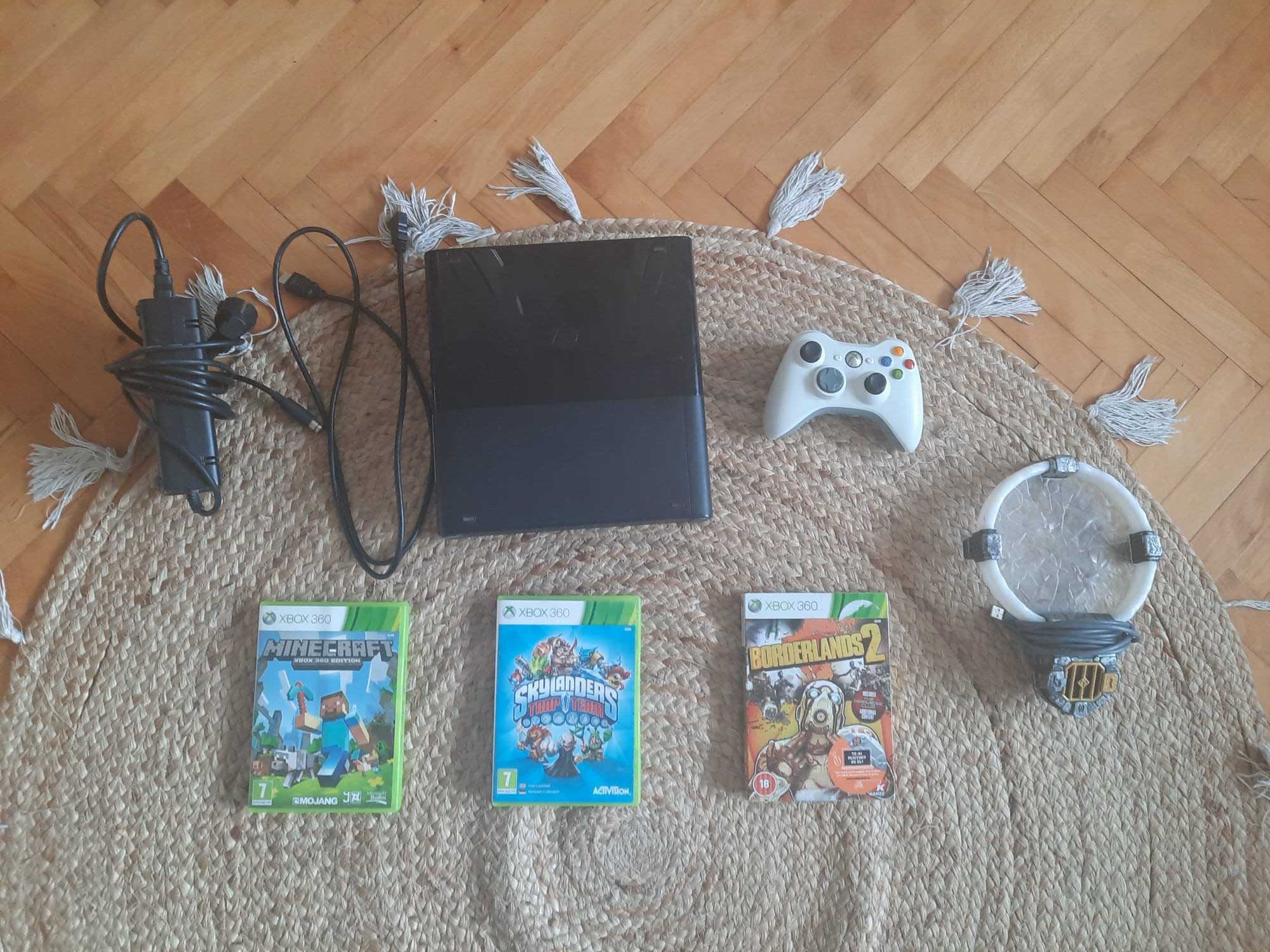 Xbox 360 E- Stare foarte bună