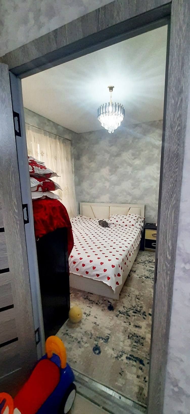Кушбеги 2комн/9/9, 42м² Смежно раздельный. Ремонт хороший. Ор-р: Салар