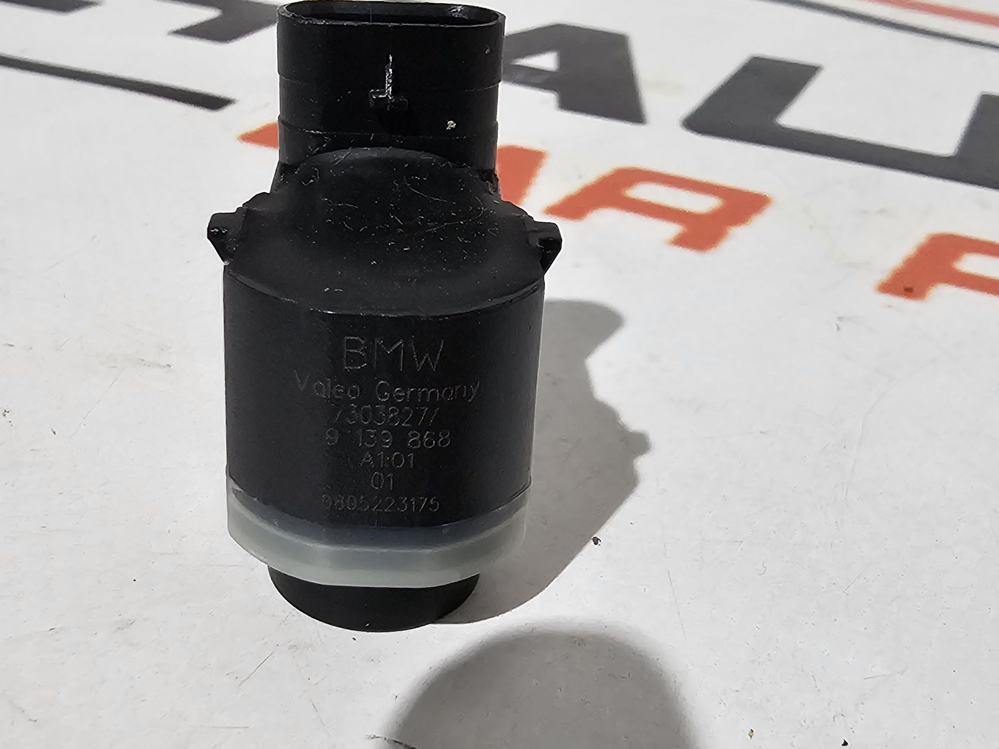 Senzor parcare Bmw X3 E83 / X5 E70 / X6 E71 cod 9139868 NOU