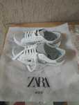Спортни обувки ZARA