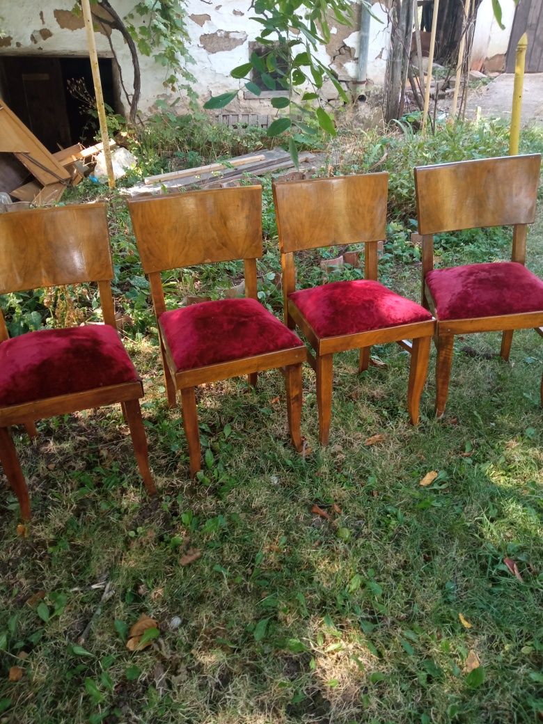 Дървени столове 6 бр