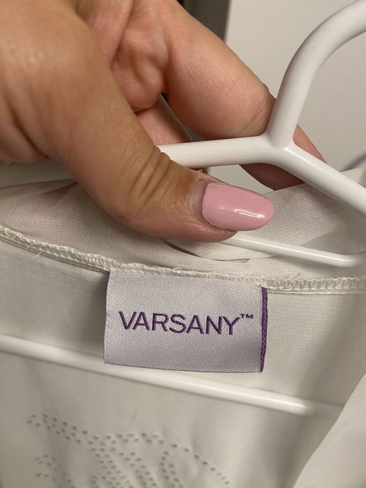 Halat de mireasa alb cu pene