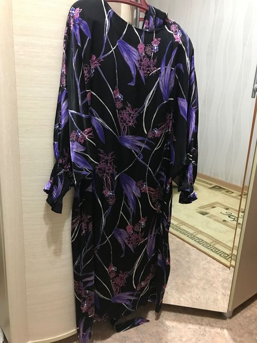 Женское нарядное платье