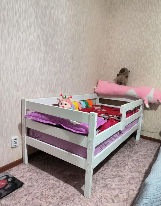 Продам детскую кроватку