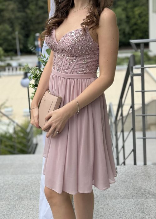 Рокля Laona , рокля за повод , розова рокля