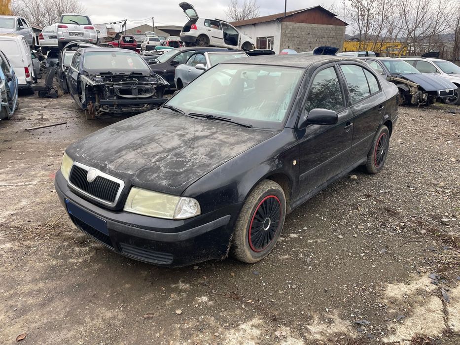 Dezmembrez Skoda Octavia 1 Tour 1.4 55kW 60CP BCA an 2005