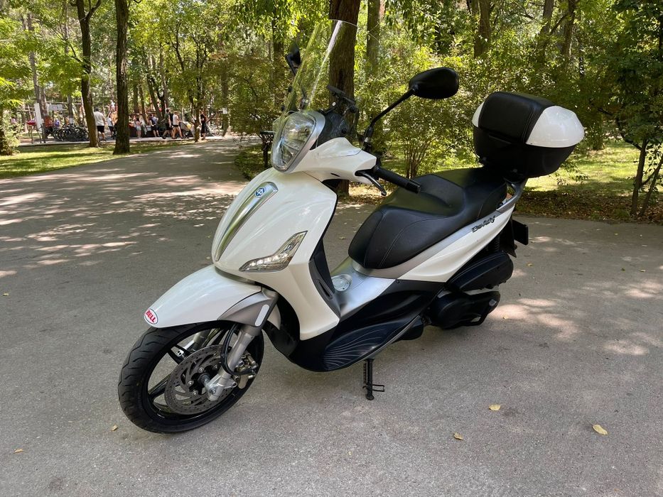 Piaggio Beverly 350 Sport Touring