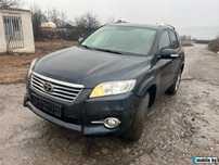 Toyota RAV 4 На части