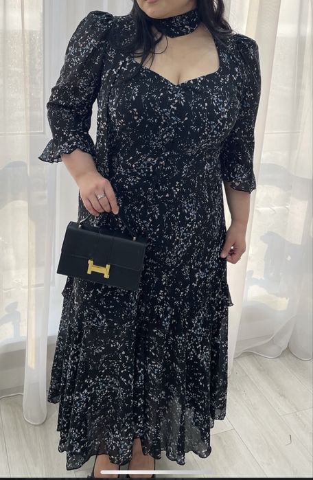 Платье на большой размер