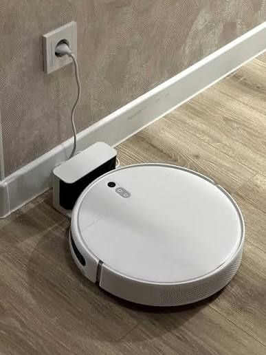Робот-пылесос Xiaomi Mi Robot Vacuum-Mop 2 Lite белый