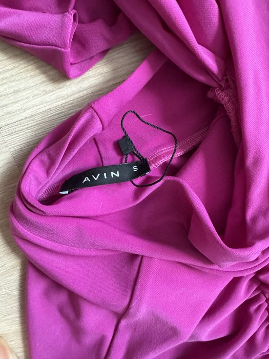 Рокли Avin, NA-KD, Kren Milen, Zara