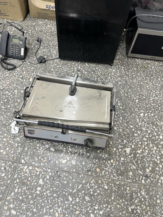 Срочно продам тостер