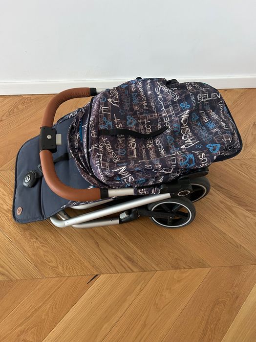 Cybex Eezy S Plus Trust Blue + Landou + Car Seat Adapter