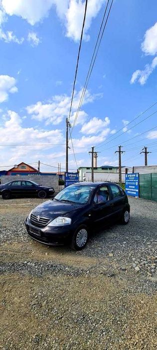 Dezmembram Citroen C3 an 2004 motor 1.1 benzina