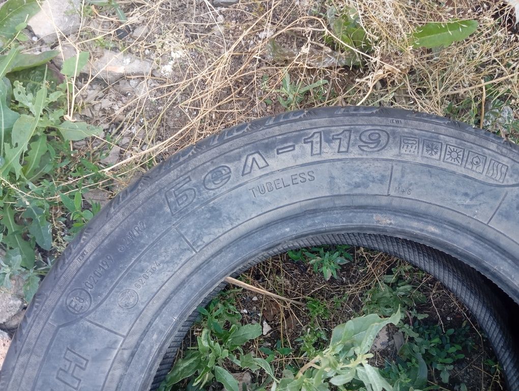 Шины летние 6шт а зимние 1 шт