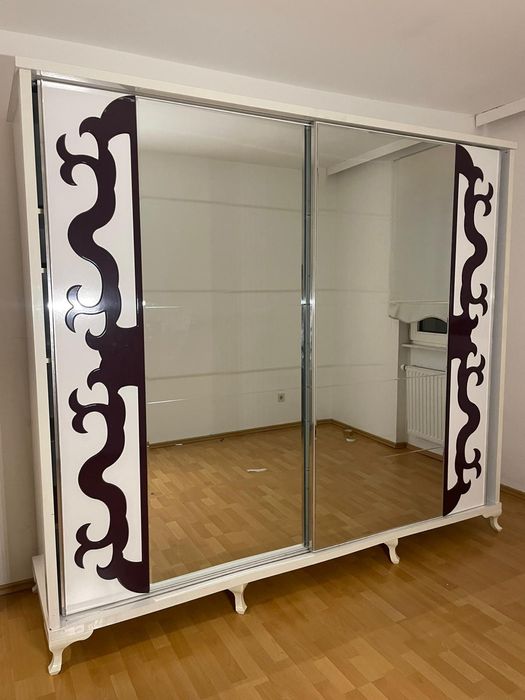 Dressing cu uși glisante