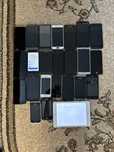 24 Telefone LOT + 1 iPad