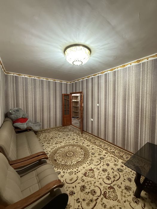 Ijaraga kvartira 1 ta qiz kerak sheriklikka (100$)