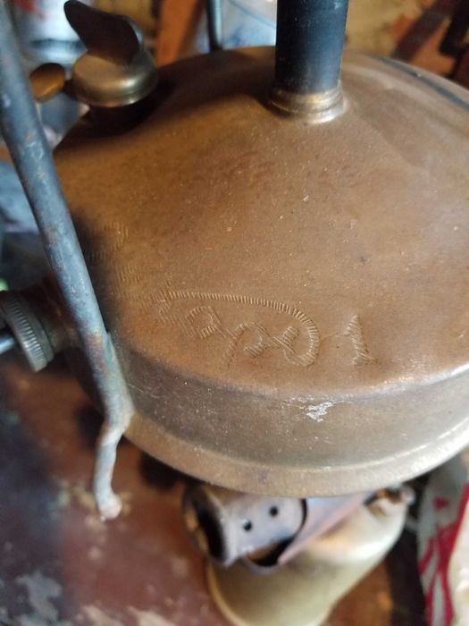 Примус, лампа на течна газ