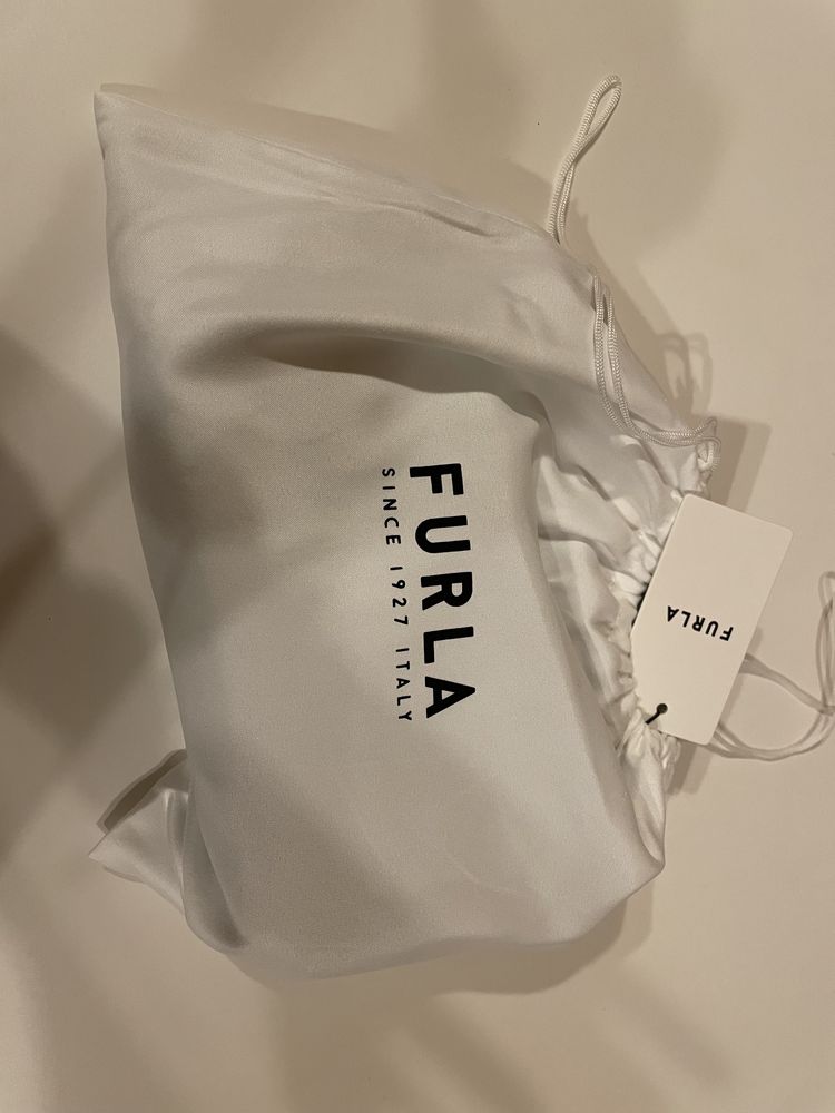 Нова оригинална чанта FURLA