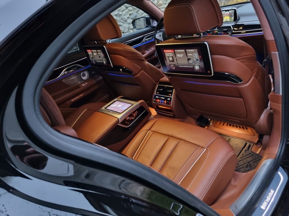 BMW 750D xDrive 400CP INDIVIDUAL, Raritate