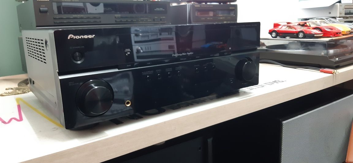 Vând receiver Pioneer VSX 519 V