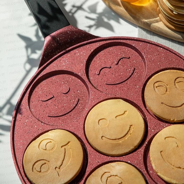 Тиган за Pancakes Палачинки  с Емоджита 27см 
Алуминиево Незалепващо П