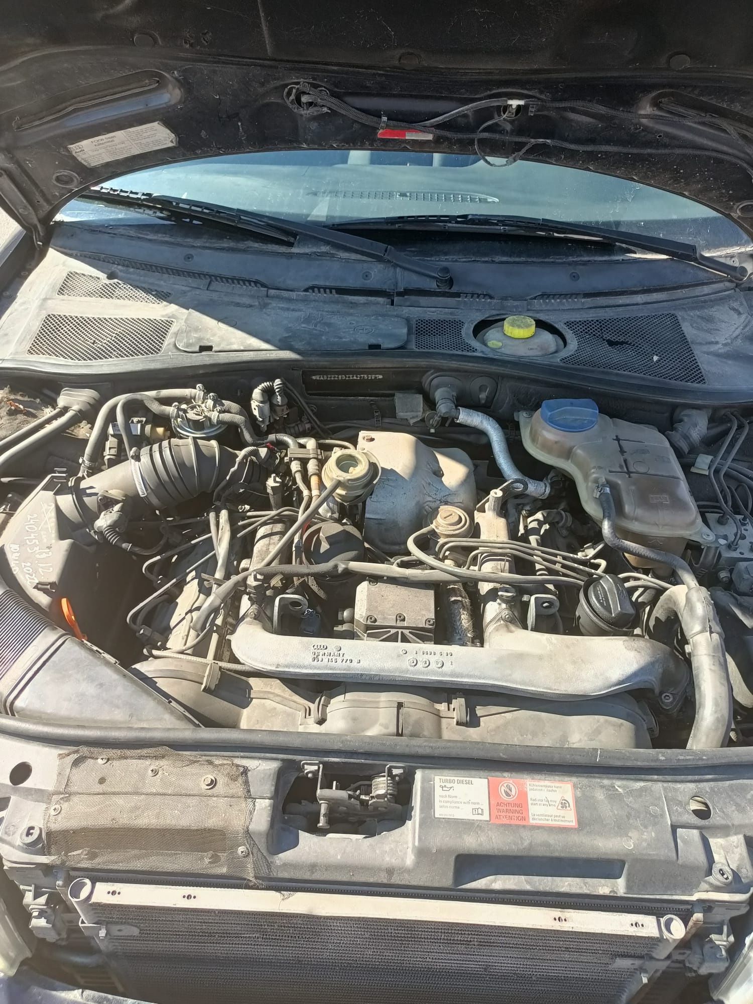 Audi A4 B5 2.5 TDI на части