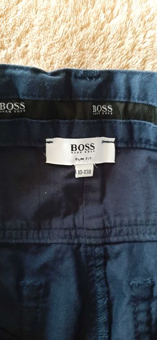Boss нови дънки за момче 10г., 138см.