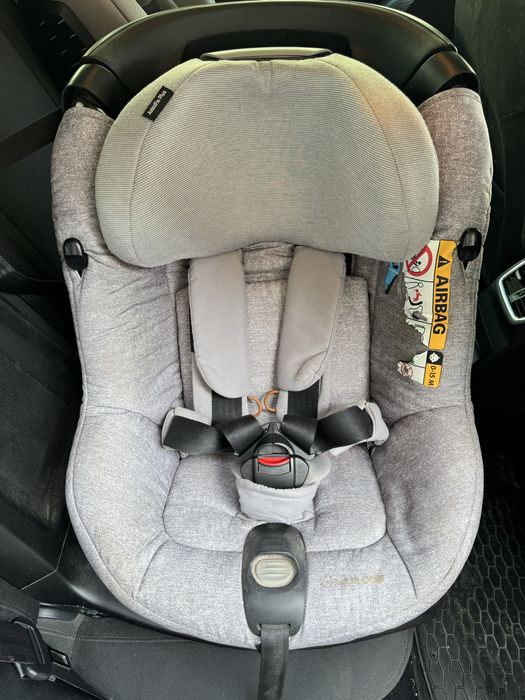 Столче за кола Maxi Cosi Axissifix