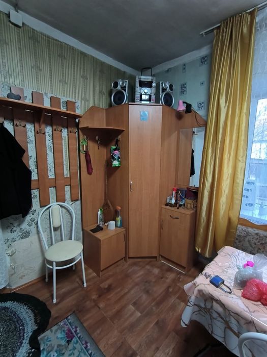 Продам угловую прихожую