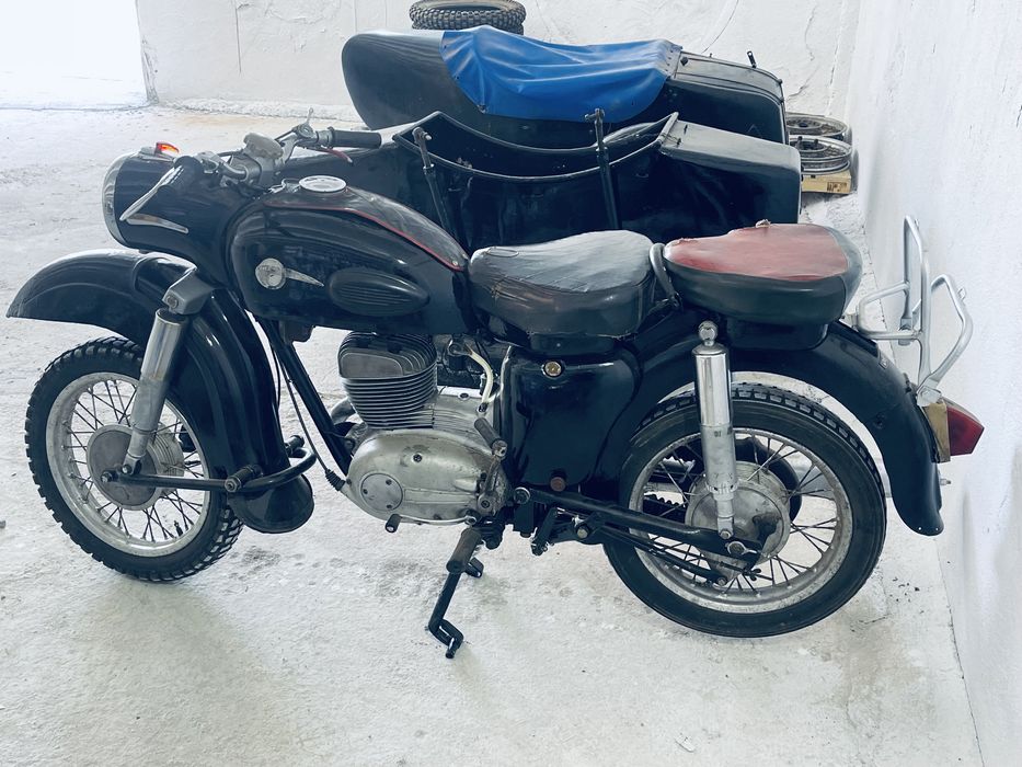 Motocicleta MZ 250 din 1963