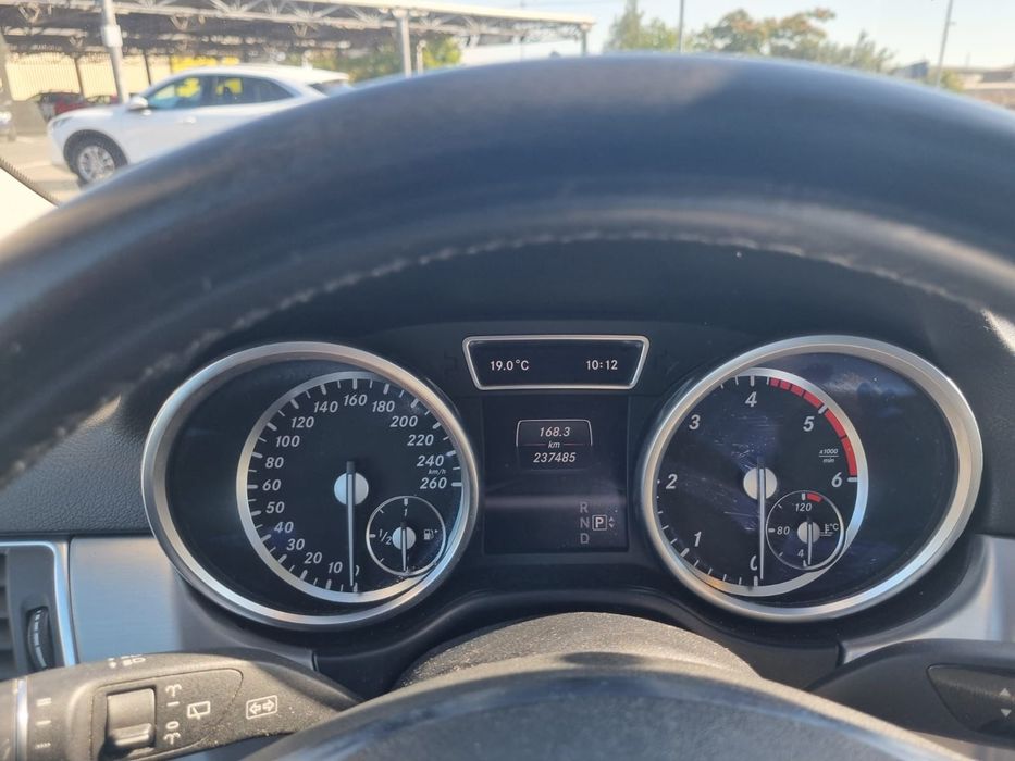 Vând sau schimb ML250 CDI 4matic
