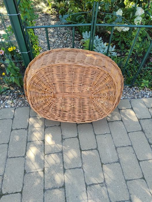 Vând Cos animăluț companie